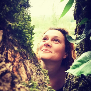 Claire Renne Pechbonnieu, Professionnel indépendant